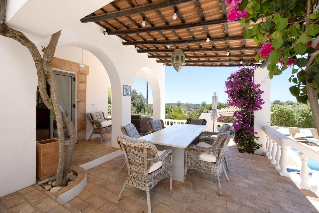 Casa Zimbreira Villa *